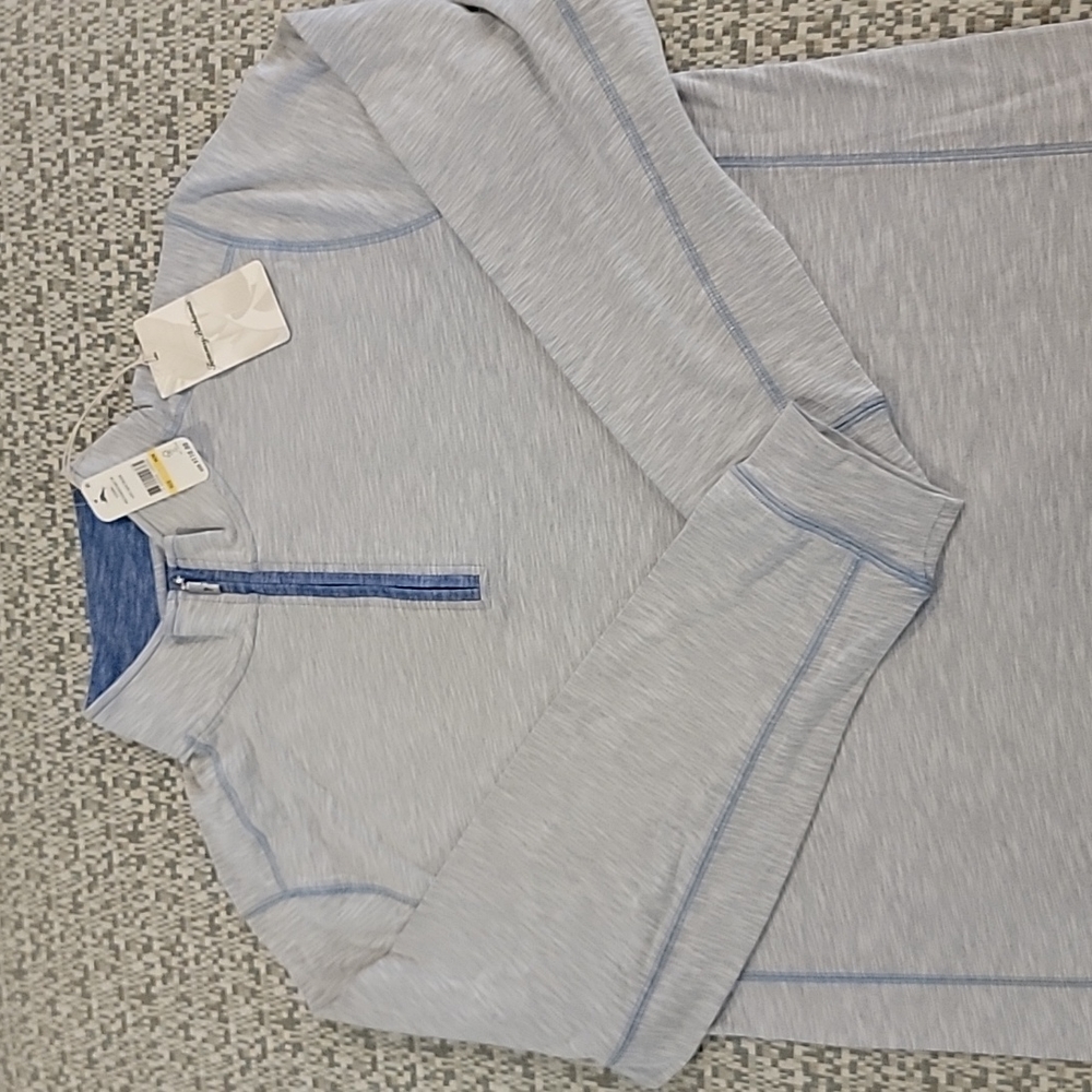 NEW TOMMY BAHAMA pull over top in light blue.